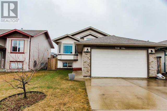 7118 114a Street, House detached with 4 bedrooms, 3 bathrooms and 4 parking in Grande Prairie AB | Card Image