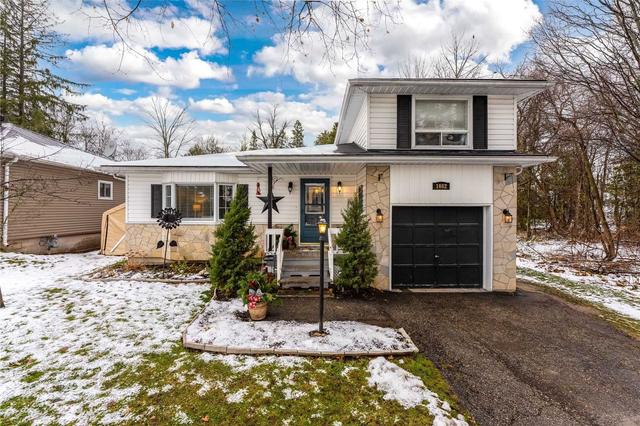 1082 Spruce Rd, House detached with 3 bedrooms, 2 bathrooms and 6 parking in Innisfil ON | Image 1