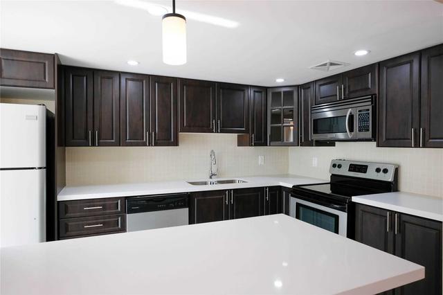 606 - 350 Webb Dr, Condo with 2 bedrooms, 2 bathrooms and 2 parking in Mississauga ON | Image 22