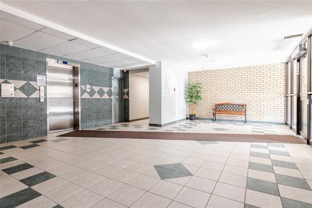 216 - 936 Glen St, Condo with 2 bedrooms, 1 bathrooms and 1 parking in Oshawa ON | Image 9
