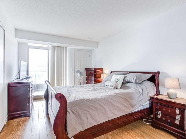 606 - 906 Sheppard Ave W, Condo with 2 bedrooms, 2 bathrooms and 1 parking in Toronto ON | Image 6