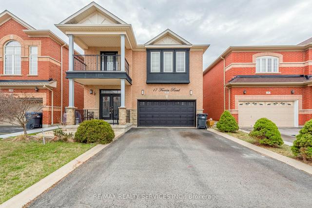 17 Freesia Rd, House detached with 3 bedrooms, 4 bathrooms and 6 parking in Brampton ON | Image 1