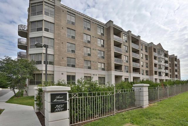 303 - 2100 John St, Condo with 2 bedrooms, 2 bathrooms and 2 parking in Markham ON | Image 2