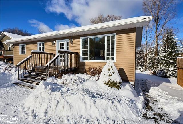 246 Townline Road W, House detached with 4 bedrooms, 2 bathrooms and 8 parking in Huntsville ON | Image 20
