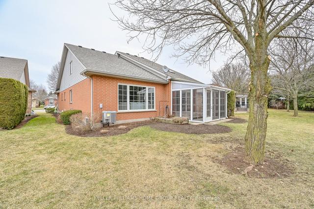 5 Wild Rose Crt, House detached with 3 bedrooms, 4 bathrooms and 3 parking in Guelph ON | Image 28