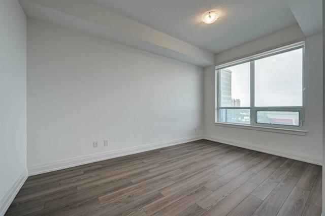 402 - 7165 Yonge St, Condo with 1 bedrooms, 2 bathrooms and 1 parking in Markham ON | Image 5