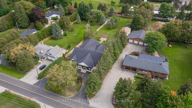 2560 2nd Side Rd, House detached with 4 bedrooms, 5 bathrooms and 10 parking in Burlington ON | Image 12