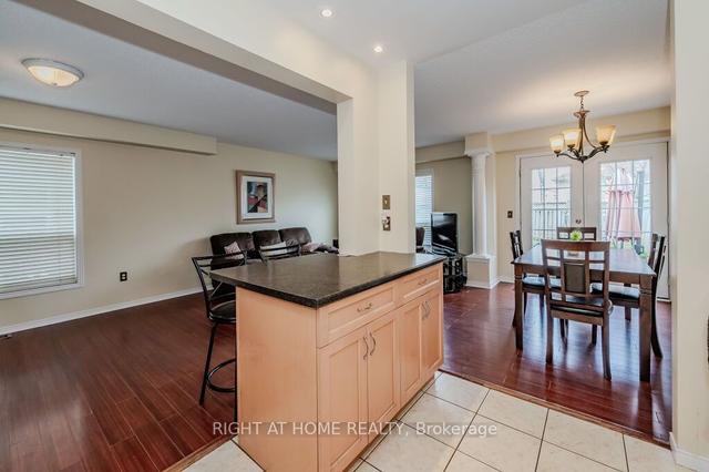 45 Swift Cres, House semidetached with 3 bedrooms, 2 bathrooms and 4 parking in Guelph ON | Image 4