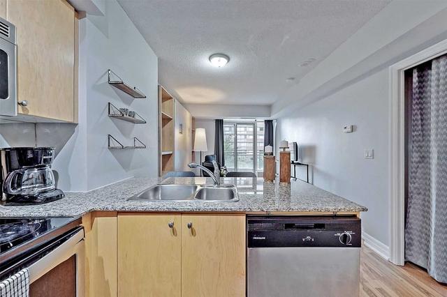 809 - 8 Scollard St, Condo with 0 bedrooms, 1 bathrooms and 0 parking in Toronto ON | Image 13