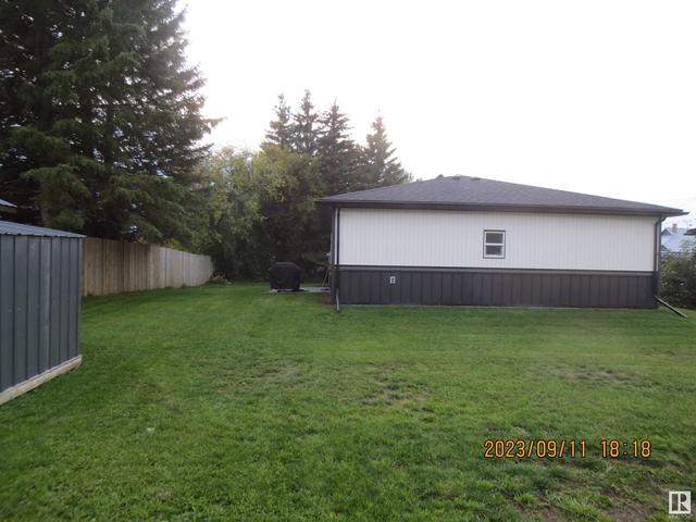 4905 51 St, House detached with 2 bedrooms, 1 bathrooms and null parking in Yellowhead County AB | Image 42