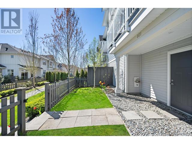 601 - 11295 Pazarena Place, House attached with 3 bedrooms, 3 bathrooms and 2 parking in Maple Ridge BC | Image 28