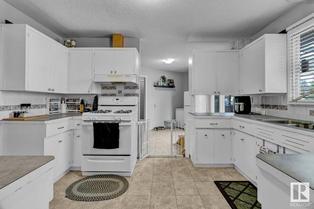 2 - 55204 Rge Rd 222, House detached with 3 bedrooms, 2 bathrooms and null parking in Sturgeon County AB | Image 15
