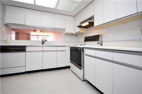 705 - 10 Kenneth Ave, Condo with 1 bedrooms, 2 bathrooms and 2 parking in Toronto ON | Image 16