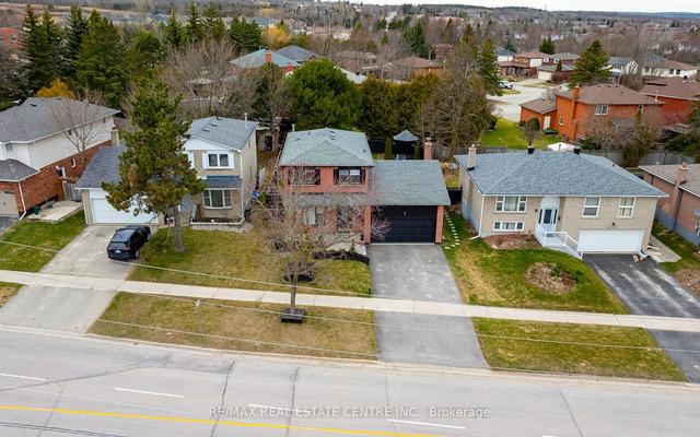 433 College Ave, House detached with 3 bedrooms, 3 bathrooms and 4 parking in Orangeville ON | Image 38