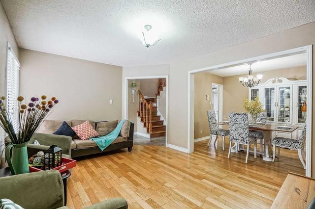 16 Glenmanor Dr, House detached with 3 bedrooms, 3 bathrooms and 2 parking in Brampton ON | Image 9