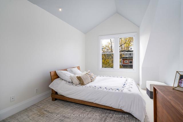 104 Summerhill Ave, House semidetached with 3 bedrooms, 3 bathrooms and 2 parking in Toronto ON | Image 2