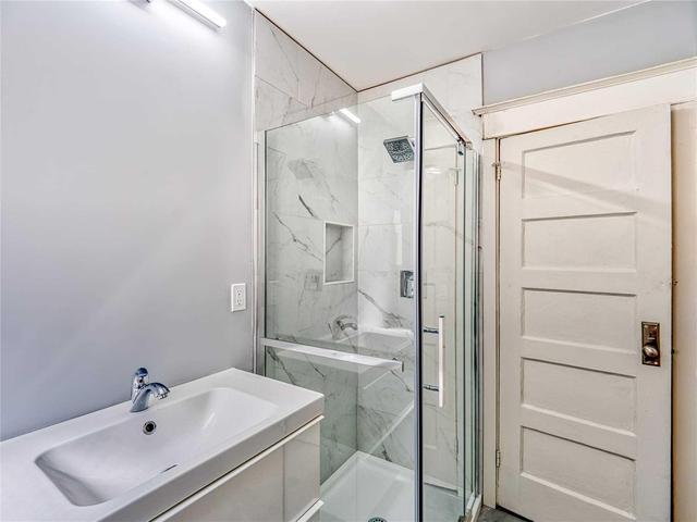 Upper - 376 Rhodes Ave, House semidetached with 3 bedrooms, 2 bathrooms and 1 parking in Toronto ON | Image 11
