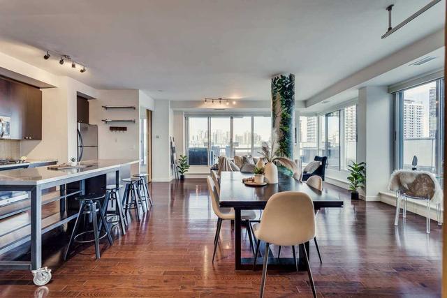 1014 - 1 Shaw St, Condo with 3 bedrooms, 2 bathrooms and 2 parking in Toronto ON | Image 21