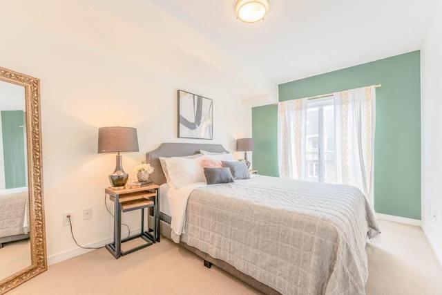 238 - 25 Turntable Cres, Townhouse with 2 bedrooms, 2 bathrooms and 1 parking in Toronto ON | Image 10