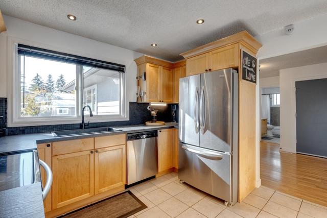 655 Queen Charlotte Drive Se, House detached with 3 bedrooms, 3 bathrooms and 6 parking in Calgary AB | Image 5
