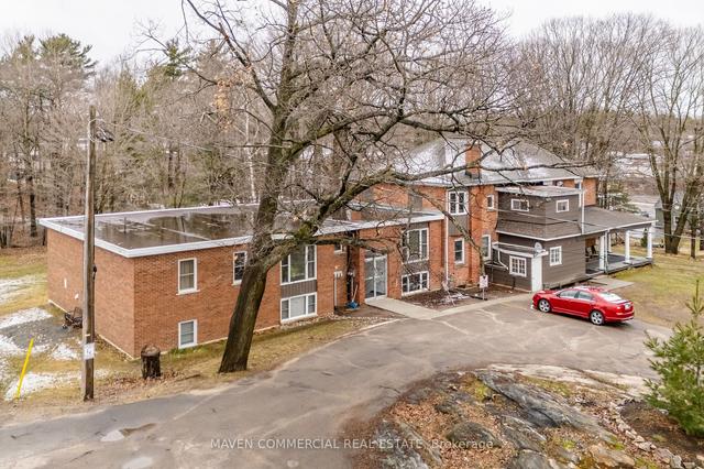 60 Church St, House detached with 9 bedrooms, 10 bathrooms and 17 parking in Parry Sound ON | Image 9