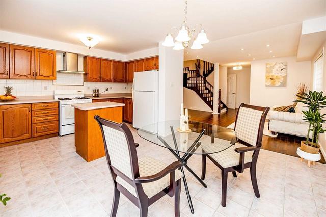 41 Weather Vane Lane, House semidetached with 3 bedrooms, 4 bathrooms and 3 parking in Brampton ON | Image 7