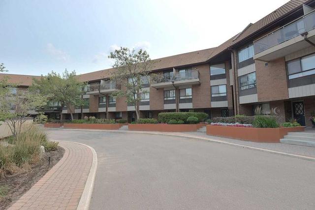222 - 1000 Cedarglen Gate, Condo with 2 bedrooms, 2 bathrooms and 1 parking in Mississauga ON | Image 1