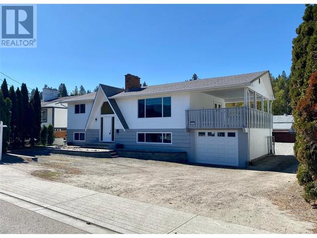 2653 Springfield Road, House detached with 4 bedrooms, 3 bathrooms and 5 parking in Kelowna BC | Image 1