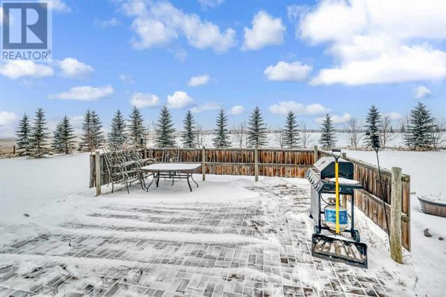 204076 Range Road 253, House other with 3 bedrooms, 2 bathrooms and null parking in Vulcan County AB | Image 24