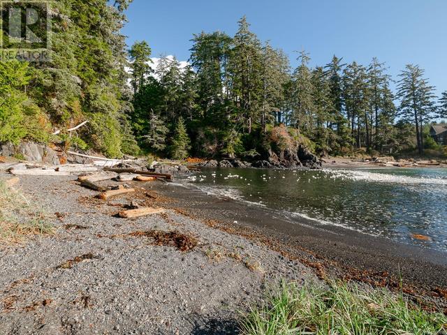 5 - 590 Marine Dr, House attached with 2 bedrooms, 2 bathrooms and 18 parking in Ucluelet BC | Image 10