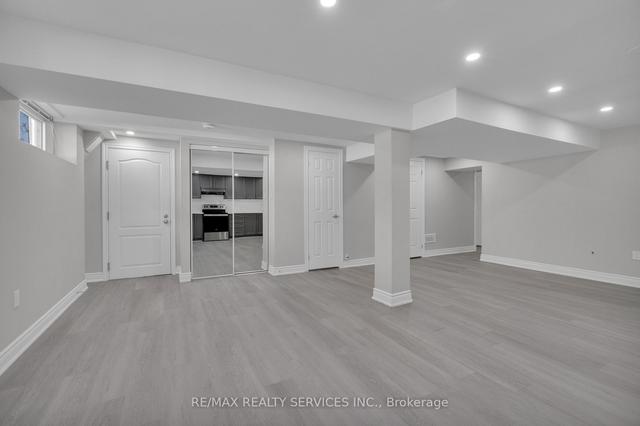 43 Kimbark Dr, House detached with 3 bedrooms, 2 bathrooms and 5 parking in Brampton ON | Image 13
