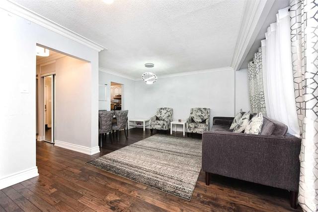 877 Finley Ave, House detached with 3 bedrooms, 2 bathrooms and 4 parking in Ajax ON | Image 6