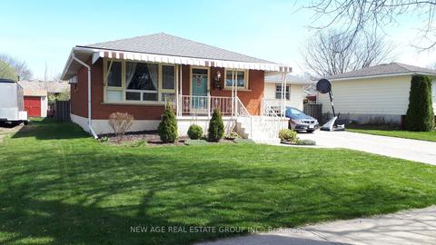 41 Linden Ave, House detached with 2 bedrooms, 3 bathrooms and 3 parking in Brantford ON | Card Image
