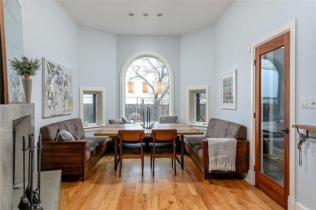 31 Marlborough Ave, House detached with 3 bedrooms, 3 bathrooms and 2 parking in Toronto ON | Image 3