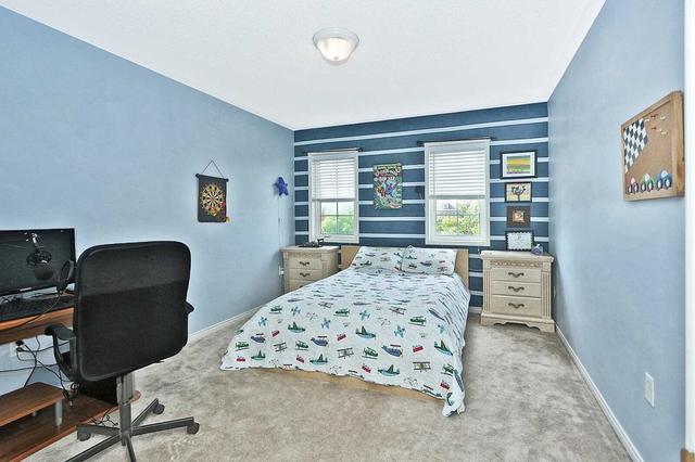 15 Wheatley Cres, House detached with 4 bedrooms, 3 bathrooms and 6 parking in Ajax ON | Image 10