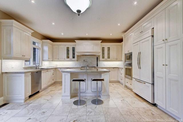 132 York Mills Rd, House detached with 4 bedrooms, 6 bathrooms and 6 parking in Toronto ON | Image 24