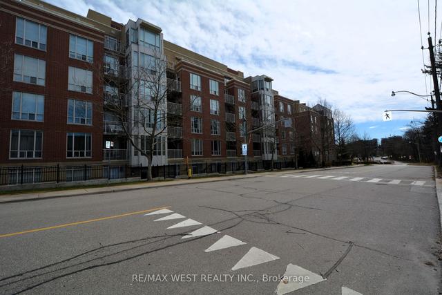 107 - 455 Rosewell Ave, Condo with 2 bedrooms, 2 bathrooms and 2 parking in Toronto ON | Image 35