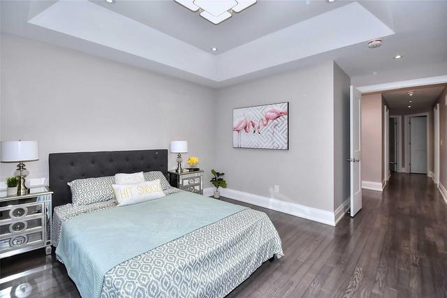 123 Harding Blvd, House detached with 4 bedrooms, 4 bathrooms and 2 parking in Toronto ON | Image 17