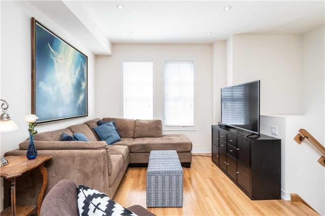 Th 24 - 10 Porter Ave W, House attached with 3 bedrooms, 3 bathrooms and 1 parking in Vaughan ON | Image 2