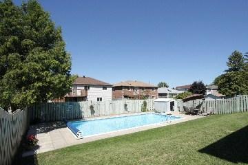 152 Steel St, House detached with 3 bedrooms, 2 bathrooms and 3 parking in Barrie ON | Image 9