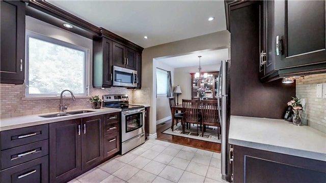 52 Cherrystone Dr, House detached with 4 bedrooms, 3 bathrooms and 2 parking in Toronto ON | Image 2