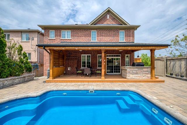 3 Ivy Glen Dr, House detached with 5 bedrooms, 4 bathrooms and 6 parking in Vaughan ON | Image 32