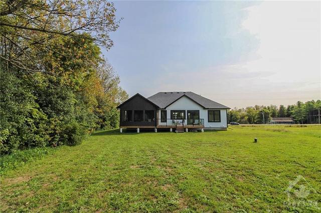544 County Road 42 Road, House detached with 3 bedrooms, 2 bathrooms and 10 parking in Athens ON | Image 30