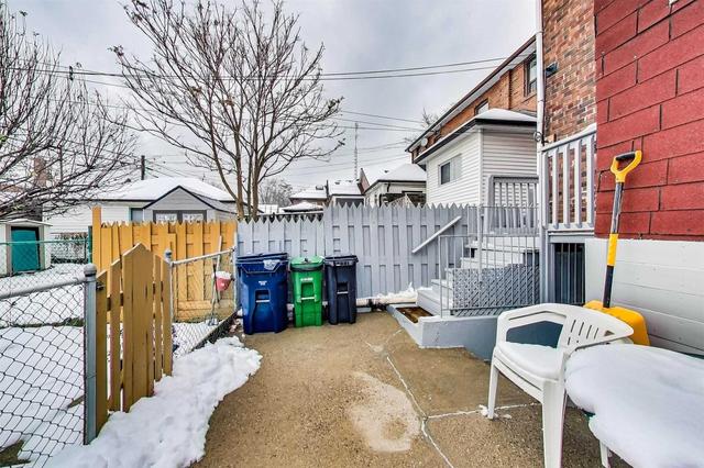 142 Winnett Ave, House detached with 3 bedrooms, 2 bathrooms and 2 parking in Toronto ON | Image 25