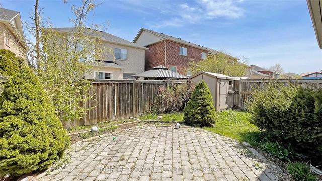 7 Colbeck Cres, House detached with 3 bedrooms, 3 bathrooms and 4 parking in Brampton ON | Image 33