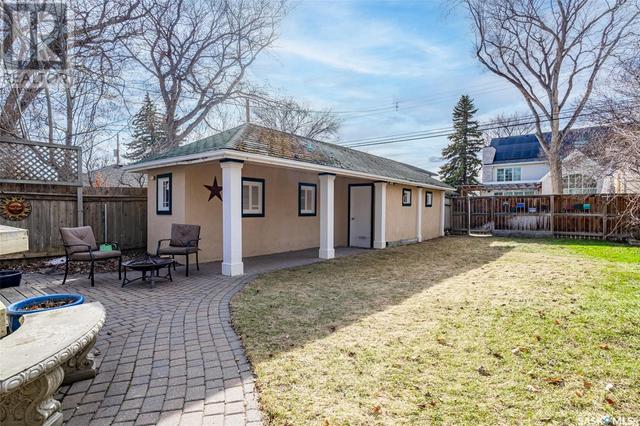 735 University Drive, House detached with 3 bedrooms, 3 bathrooms and null parking in Saskatoon SK | Image 45