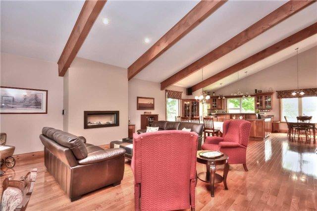 17899 Simcoe St, House detached with 3 bedrooms, 3 bathrooms and 6 parking in Kawartha Lakes ON | Image 7