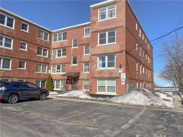 207c - 5 East 36th St, Condo with 2 bedrooms, 1 bathrooms and 1 parking in Hamilton ON | Image 5
