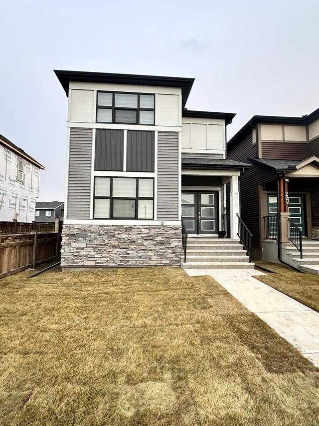 228 Homestead Drive Ne, House detached with 4 bedrooms, 3 bathrooms and 2 parking in Calgary AB | Image 1