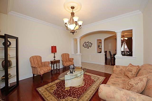 8 Via Avellino Rd, House detached with 4 bedrooms, 5 bathrooms and 4 parking in Vaughan ON | Image 5